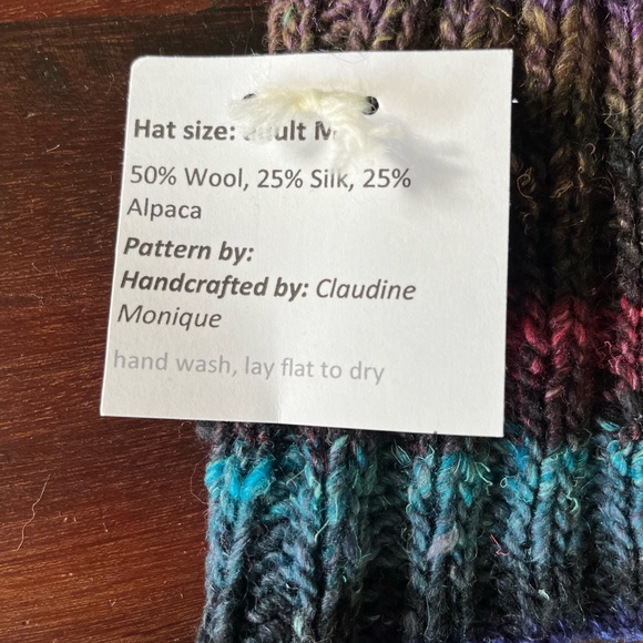 Beanie - handmade - Picture 2 of 4